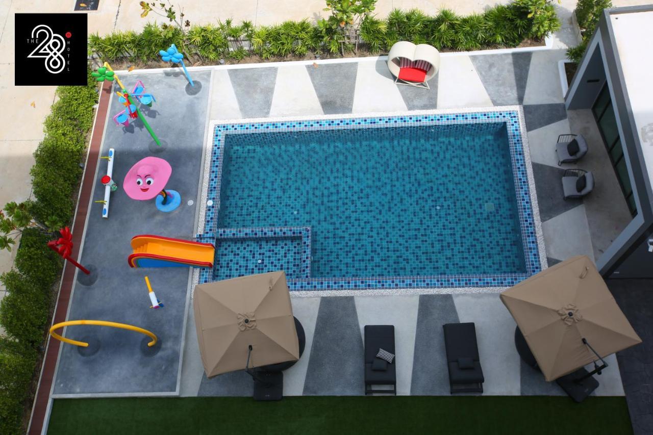 The 28Th Hotel Kanchanaburi Luaran gambar