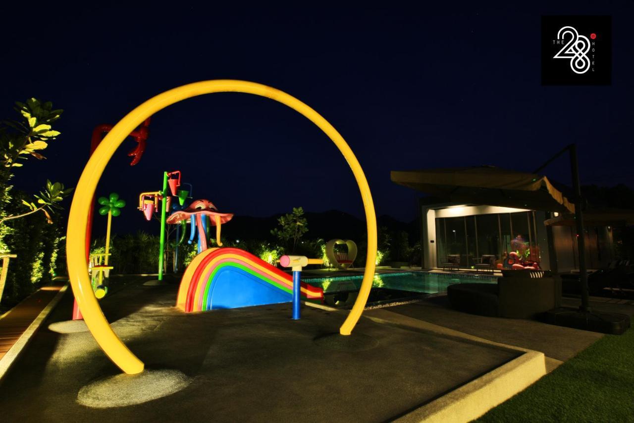 The 28Th Hotel Kanchanaburi Luaran gambar